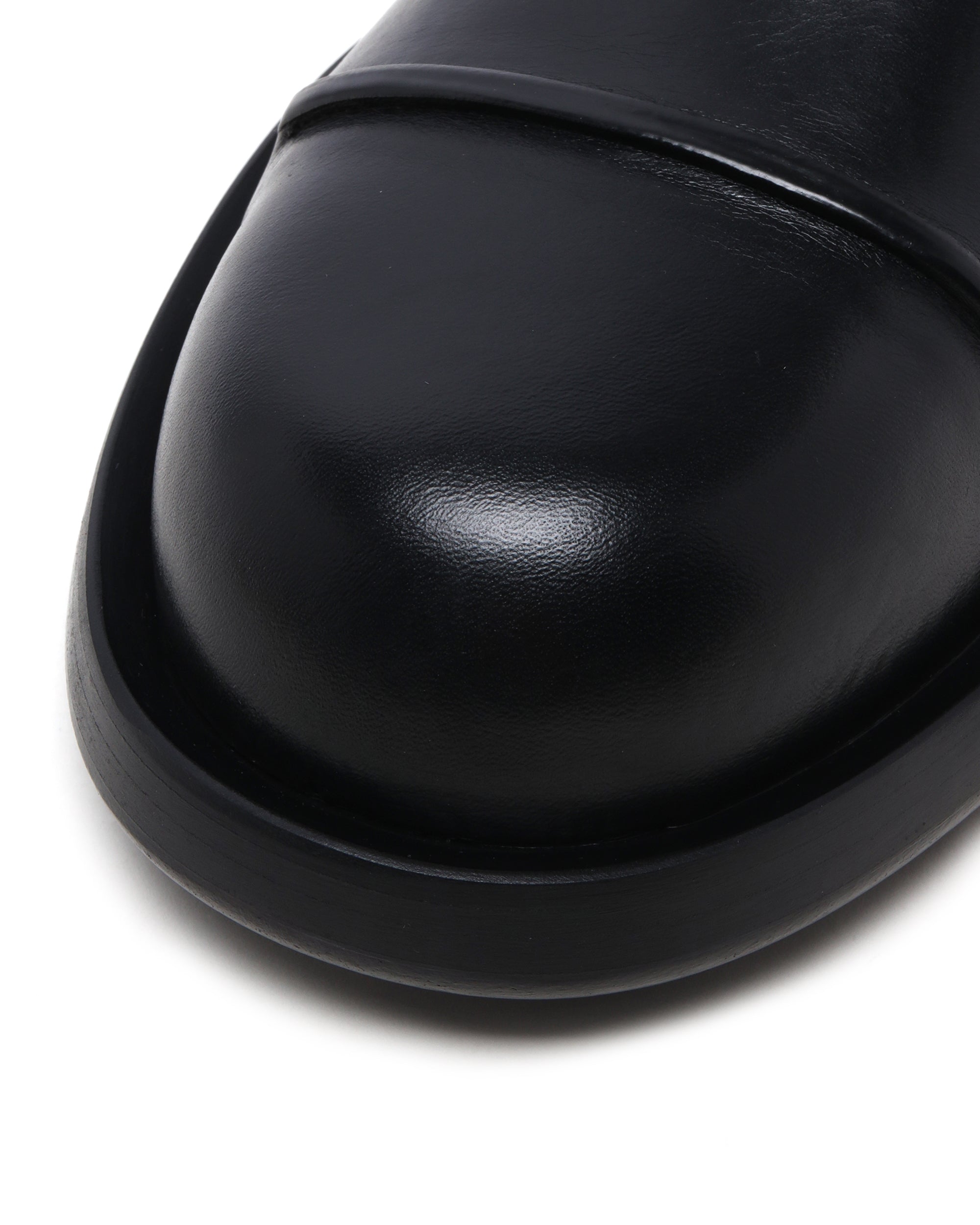 ANN DEMEULEMEESTER Pinstuck derby boots