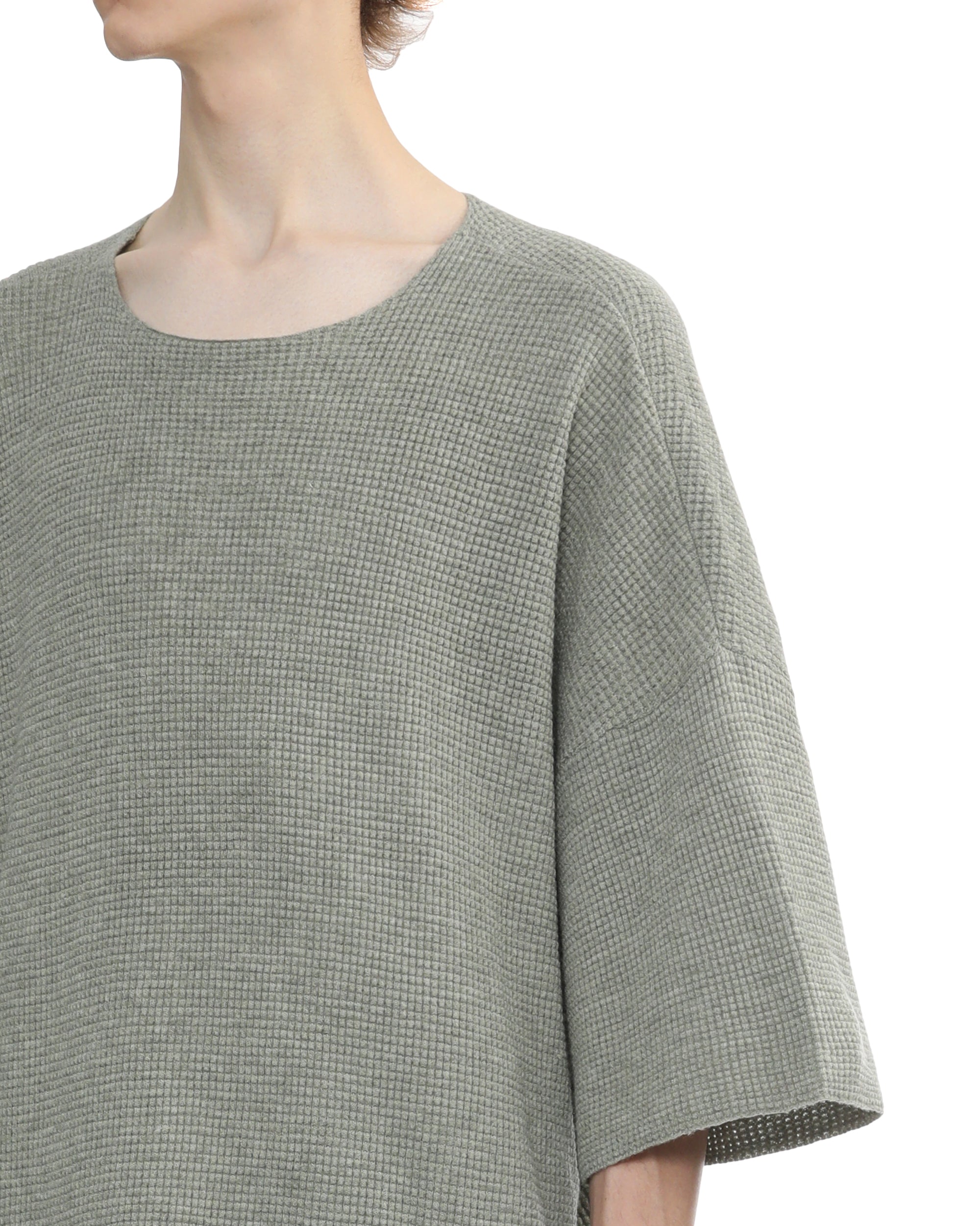 ESSENTIALS Relaxed tee