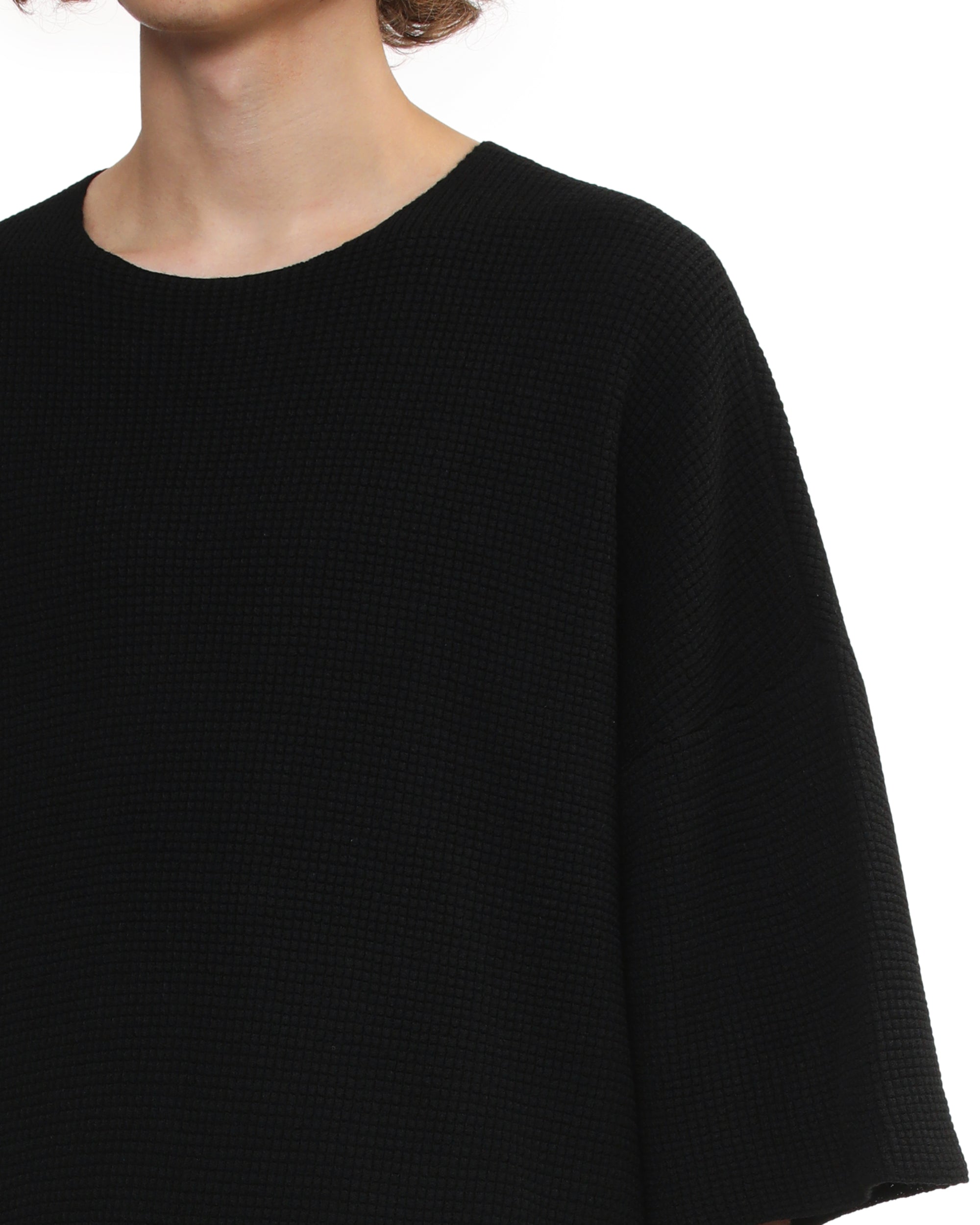 ESSENTIALS Relaxed tee