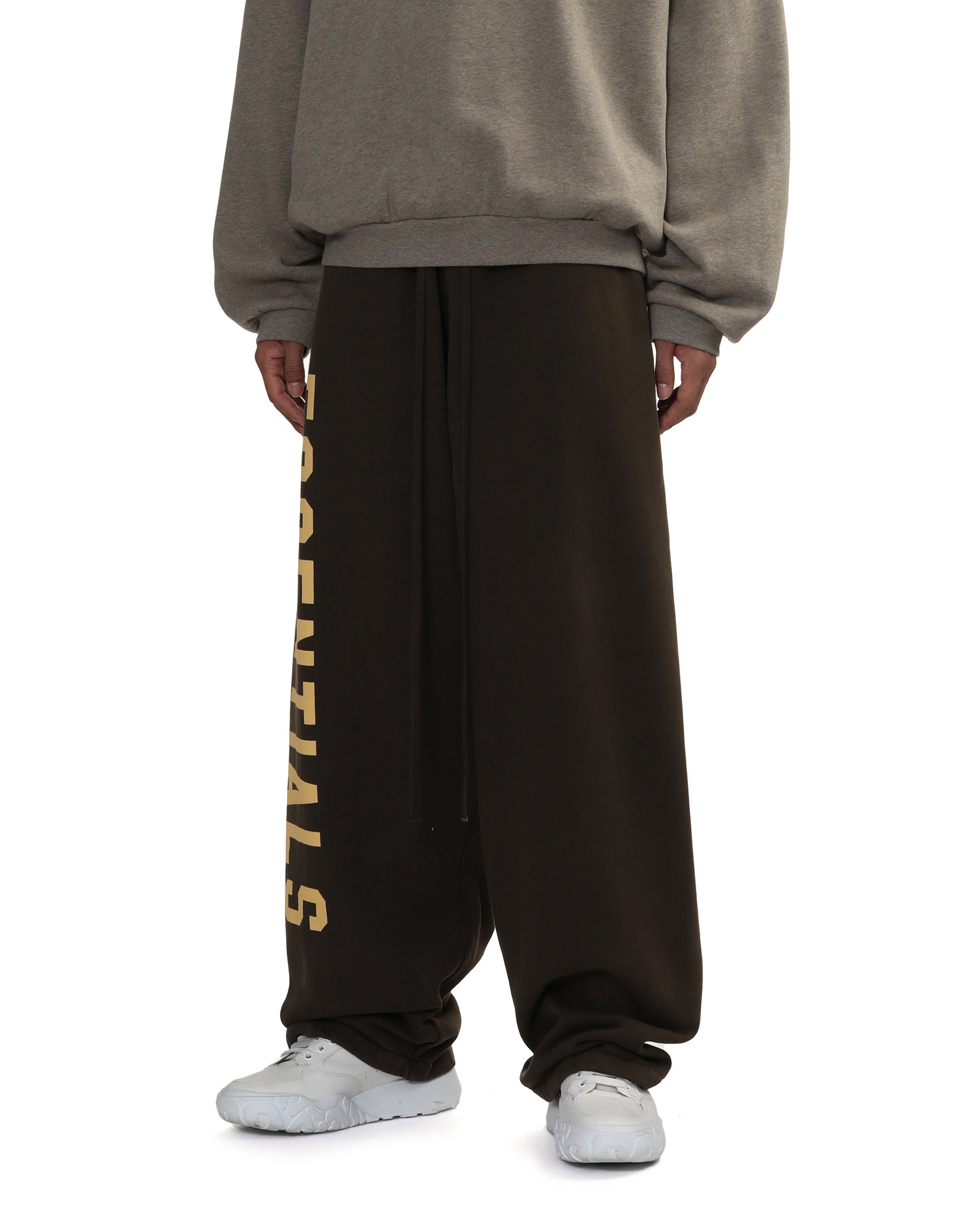 ESSENTIALS Contrasting logo sweatpants
