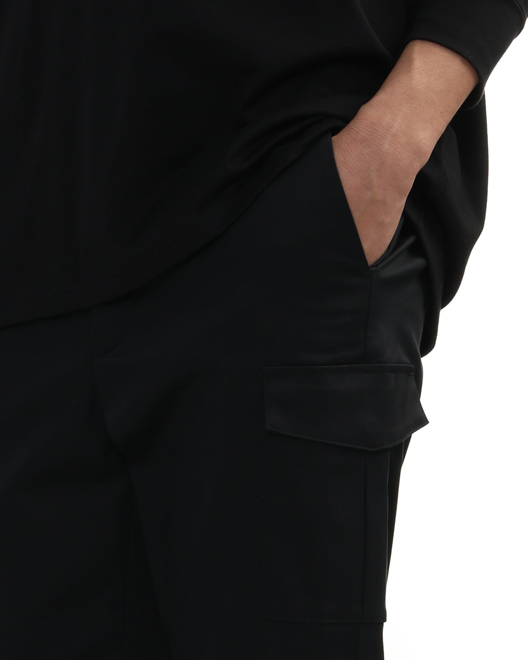 SOPHNET. Slim fit cargo pants