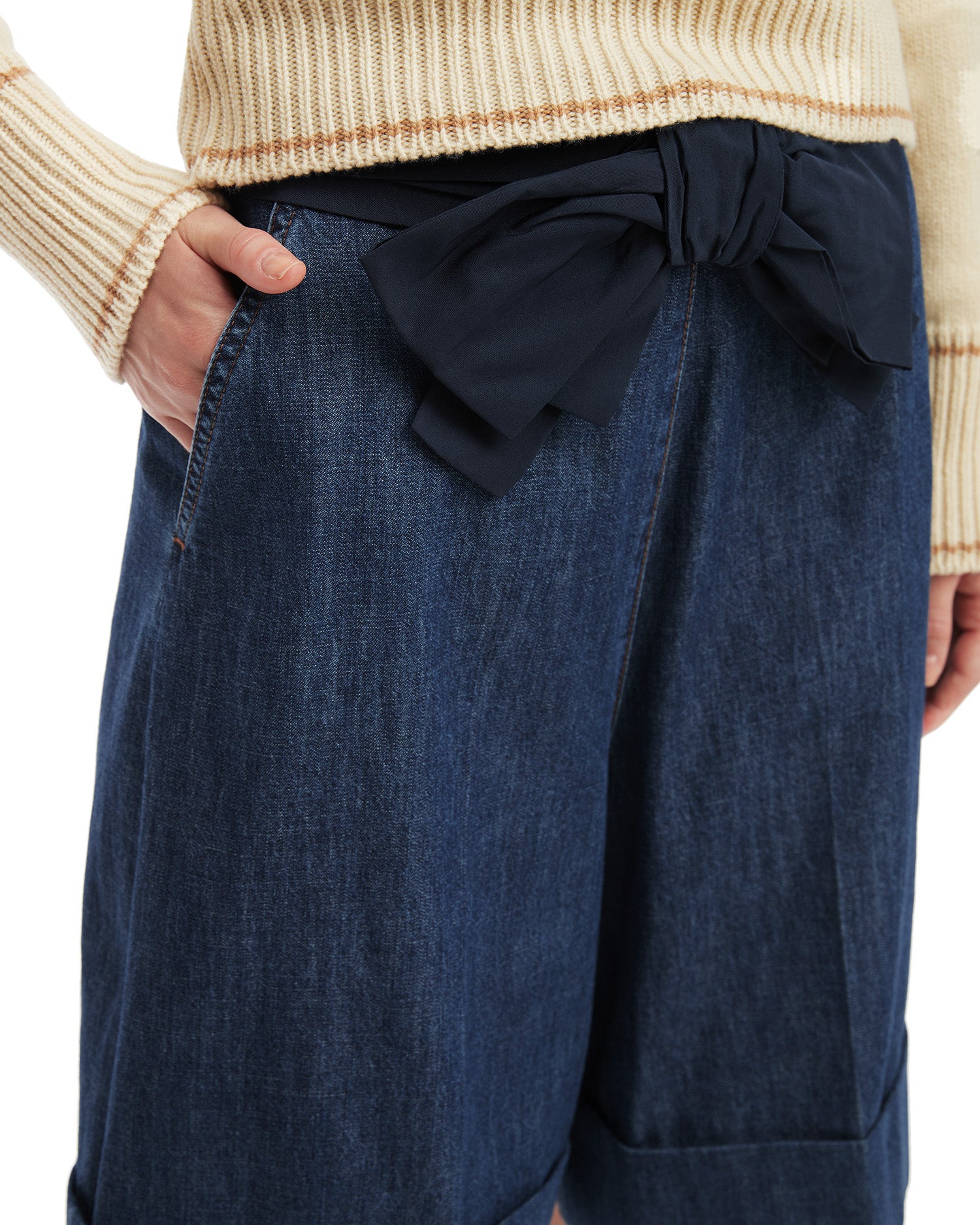 VALENTINO Bow front shorts